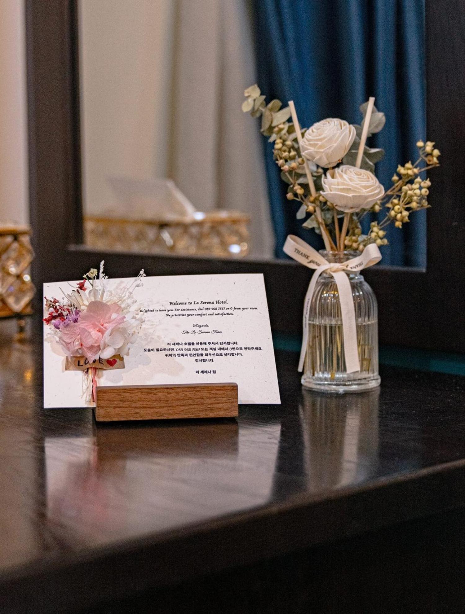 La Serena Boutique Hotel Ho Chi Minh-stad Buitenkant foto