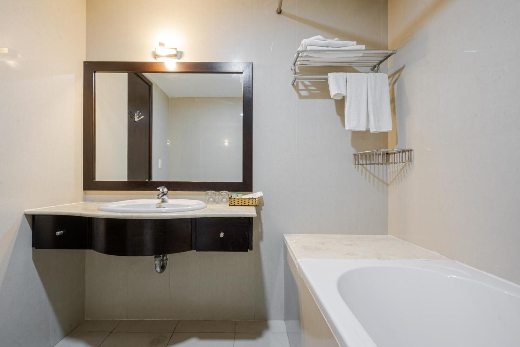 La Serena Boutique Hotel Ho Chi Minh-stad Buitenkant foto
