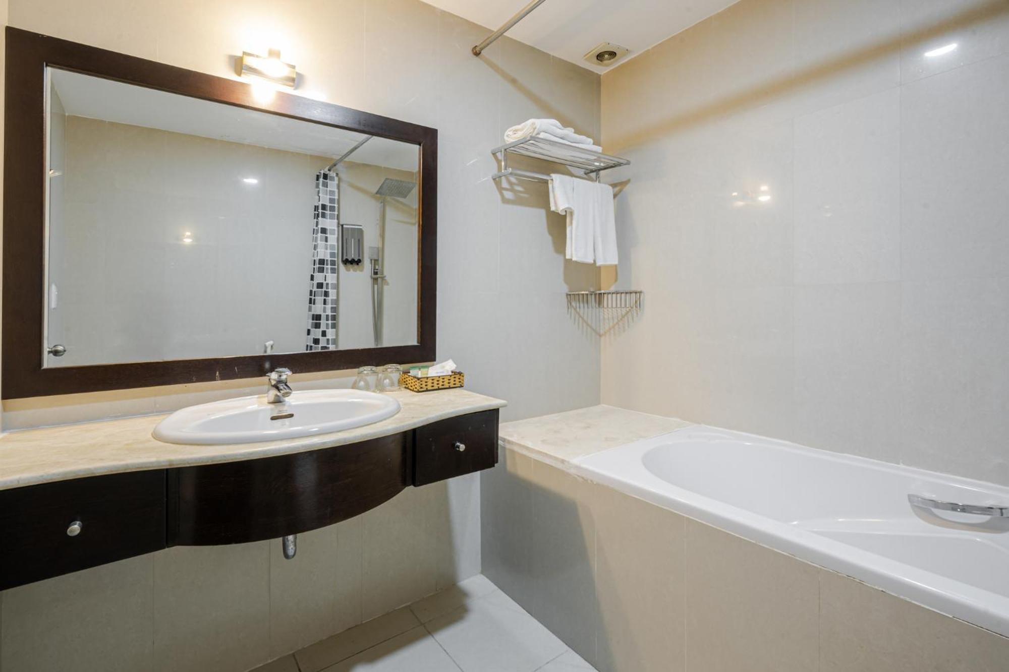La Serena Boutique Hotel Ho Chi Minh-stad Buitenkant foto